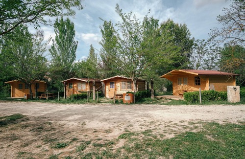 Venta del Moro Alquiler De RV | Slow Life Camping Venta del Moro