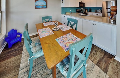 Topsail Beach Casa | Slow Motion | Community Beach Access + Pool!