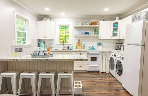 Rehoboth Beach Casa | Slps 6 / Comm. Pool / PetsOK / WD / Bikes / Kayaks