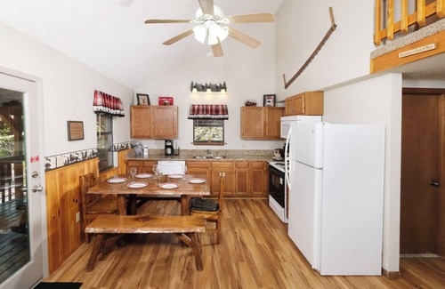 Sevierville Chalet De Esquí | SlumberJack - Ask About Free Attraction Tickets!