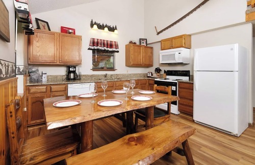 Sevierville Chalet De Esquí | SlumberJack - Ask About Free Attraction Tickets!