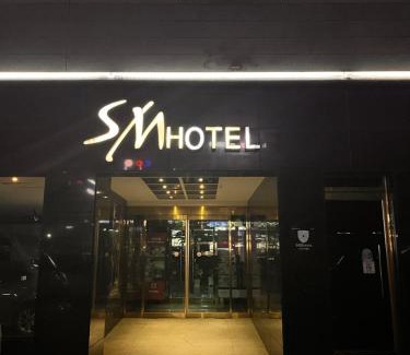 Gyo-dong Hotel | SM Hotel