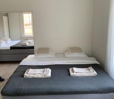 Mariehamn Apartamento | Smakfull centrumlägenhet, 3 r + k, 80 m2