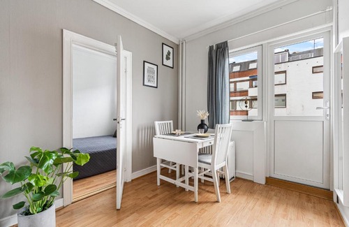 Majorstua Apartamento | Small and cheap - 6 ppl - Super central - Balcony