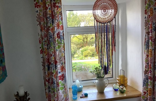 Caernarfon Cabaña | Small and cosy traditional Welsh cottage, Carmel , Caernarfon