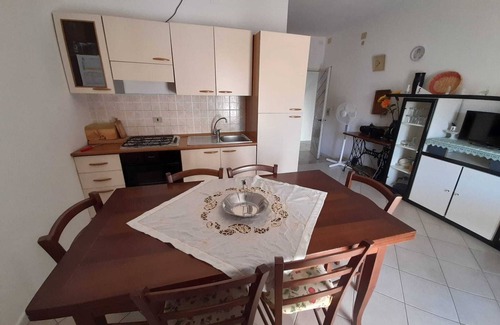 Santa Maria Navarrese Casa | Pequeño apartamento en el corazón de santa maria navarro
