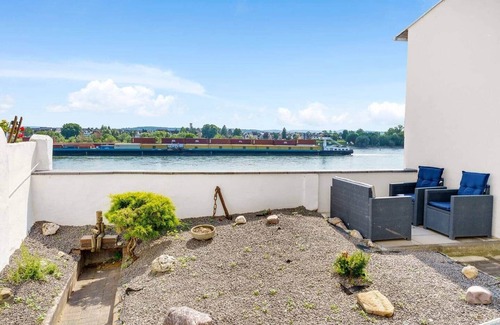 Neuwied Apartamento | Small apartment with large terrace overlooking the Rhine