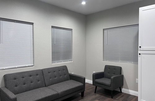 Las Vegas Condominio | Small casita near old town Las Vegas New construction