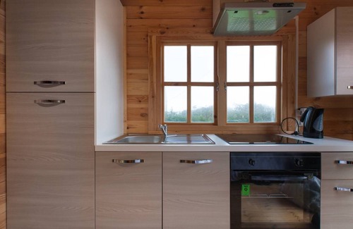 Roscanvel Chalet De Esquí | Pequeño chalet cerca del mar