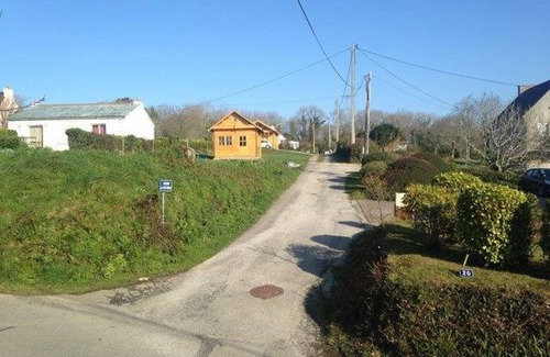 Roscanvel Chalet De Esquí | Pequeño chalet cerca del mar