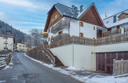 Tarvisio Apartamento | Small & Charming Apt - Overlooking the Alps