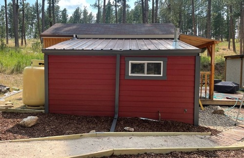 Custer Cabina | SMALL COZY CABIN ON PRIVATE PROPERTY