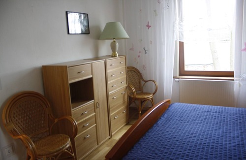 Koenigs Wusterhausen Apartamento | Small cozy vacation apartment right on the water