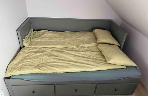 Rapla Apartamento | Small & Cozy Studio Apartment - WiFi & Free Parking
