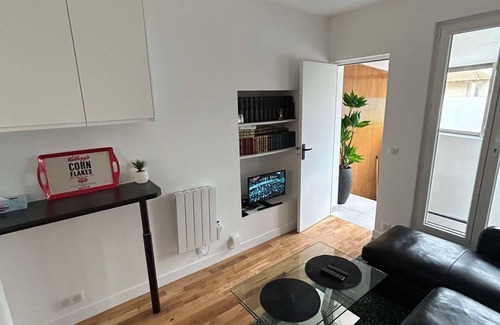 Plateau - Mont-Valerien Casa | Small duplex house in the heart of Mont Valérien