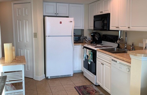 Myrtle Beach Casa | Small Family Getaway-Couples Retreat-Book Now! Strong WIFI - Super Clean