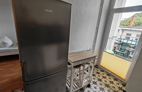 Zeitz Apartamento | Alquiler-Apartamento-Baño Privado-Balcón-EGL