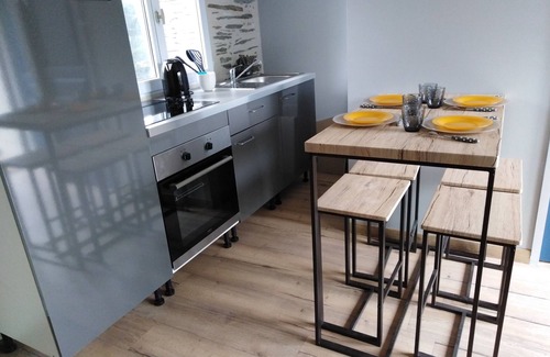 Les Garennes-sur-Loire Casa | Pequeña casa en casa de campo restaurada con piscina