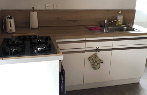 Concoules Apartamento | Small gîte in Cevennes with artisan workshops