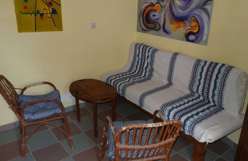 Amaniou Casa | Small guest house in quiet private grounds.