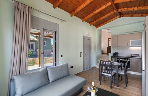 Lefkada Town Villa | Small Halipoma Laertes into Lefkada town & close to Ai Giannis beach