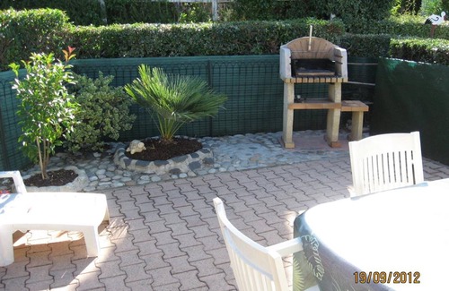 Saint-Martin-d'Ardeche Cabaña | Pequeña casa en una residencia con piscina
