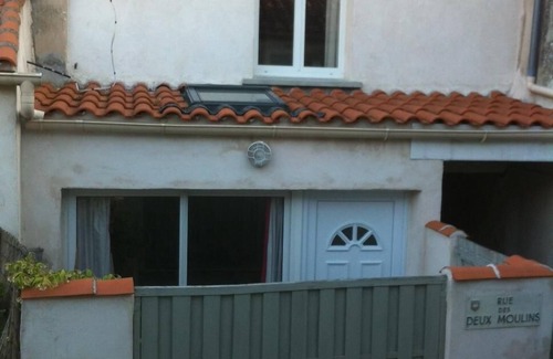 La Rochelle City Centre Casa | Pequeña casa con terraza en el centro de la ciudad.