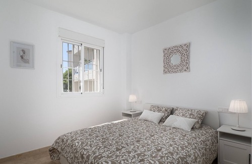 Puerto de la Duquesa Apartamento | SMALL OASIS 2395