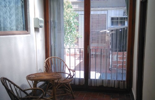 Igualada Condominio | Pequeño piso antiguo