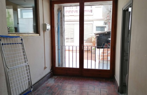 Igualada Condominio | Pequeño piso antiguo