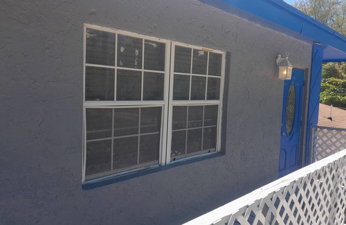 South Bimini Apartamento | Small's Cozy Rest 5, two bedroom with dock