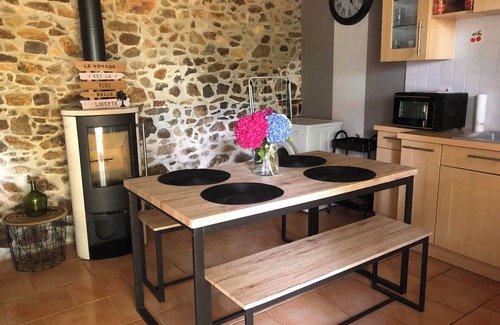 Gommenec'h Casa | Pequeña casa de piedra con una superficie de 50 m2