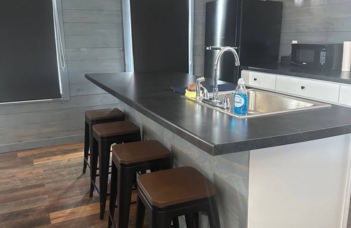 Caledonia Apartamento | Small Town Cozy Getaway