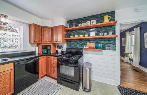 Garrettsville Casa | Small town vibes in Garrettsville.