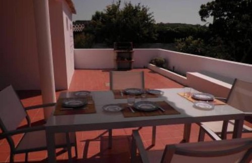 Silves Casa | Pequeña villa de 3 dormitorios,2 baños,wifi,AC, piscina calentada a pedido.
