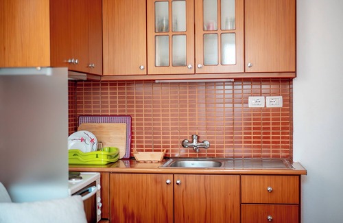 Gjirokaster Apartamento | Small warm and clean apartment for family or social group with a fantastic view