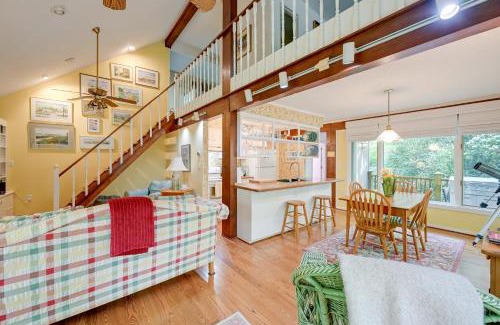 Lake Sequoyah Casa | Smallwood Cute Highlands Home with Screened Porch!