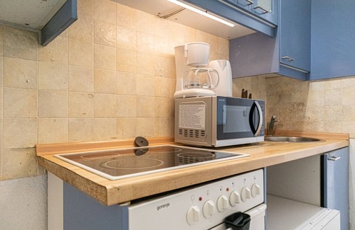 Landstrasse Apartamento | Smart 2BR Apt. Perfect for Longstays near Rennweg