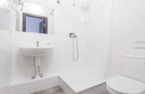 Holosiivskyj Hotel | Smart Hotel Rooms near metro 24/7