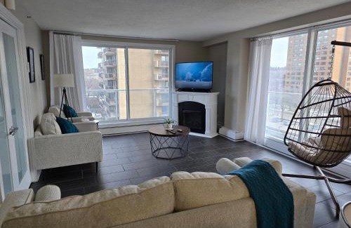 Saskatoon Downtown Apartamento | Smart Stylish Downtown Condo- 2 bedrooms