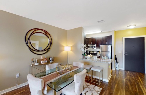 Malden Apartamento | ♥Smart TV♥Pool♥Full Kitchen♥20min→Airport♥King