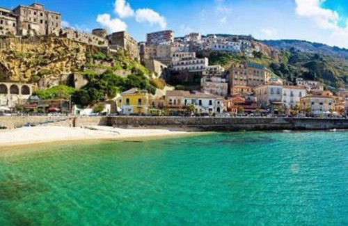 Vibo Marina Apartamento | Smeraldo house a few steps from the sea