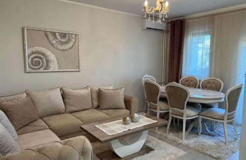 Sremska Mitrovica Apartamento | SMgetaway