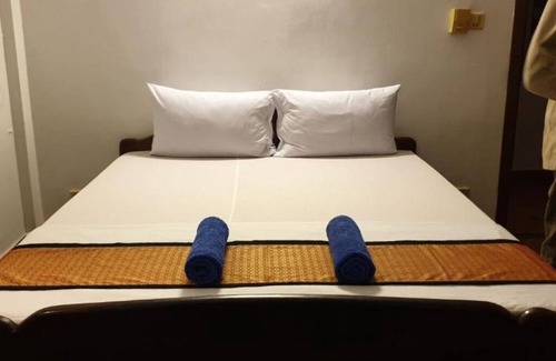 Taphul Village Area Cama Y Desayuno | Smiley's Guesthouse : Budget Double Room