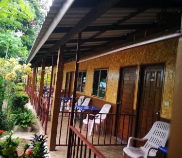 Ban Tai Apartamento | Smiley frog