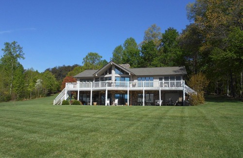 Union Hall Casa | Retiro de Smith Mountain Lake Beach