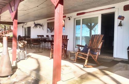 High Point Apartamento | SMITH MOUNTAIN LAKE - CROWS SUNSET ROOST-DEEP WATER, DOCK, SUNSET MOUNTAIN VIEW