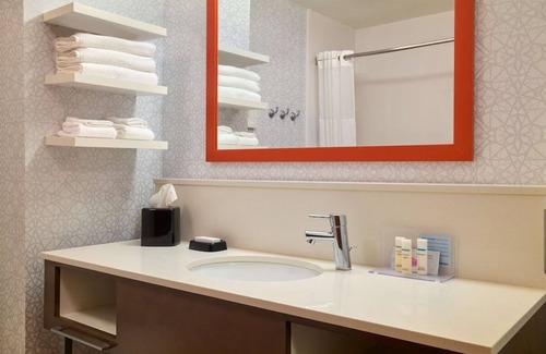 Smithfield Hotel | Smithfield Charm: Free Breakfast & Pool Access | 2 Units | Near Universities