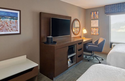 Smithfield Hotel | Smithfield Charm: Free Breakfast & Pool Access | 2 Units | Near Universities