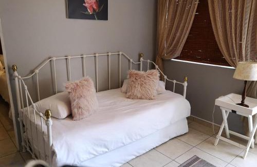Parow North Apartamento | Smithland Centrally Located Accommodation